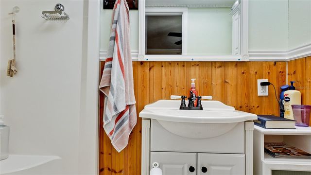 3 COLUMBIA STREET, Bradenton, FL 34208