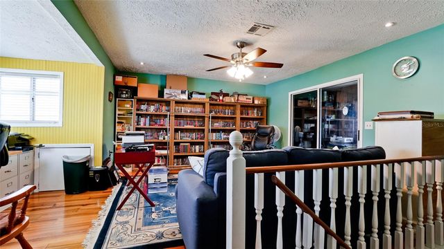 3 COLUMBIA STREET, Bradenton, FL 34208