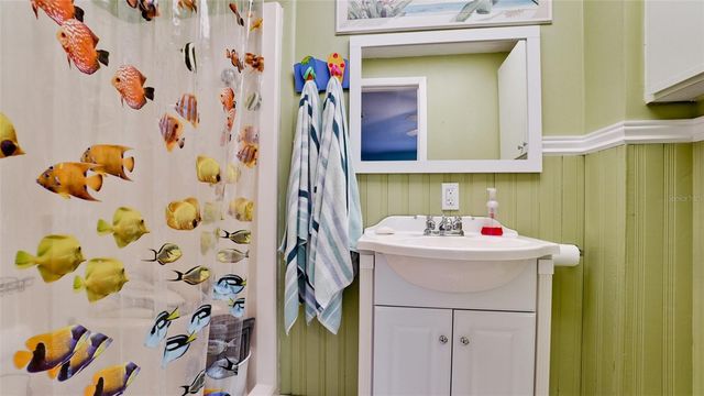 3 COLUMBIA STREET, Bradenton, FL 34208