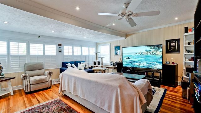 3 COLUMBIA STREET, Bradenton, FL 34208