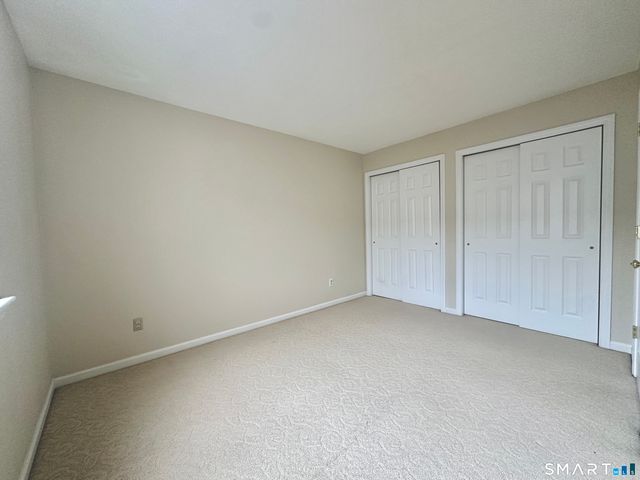 72 Staffordshire Commons Drive 72, Wallingford, CT 06492