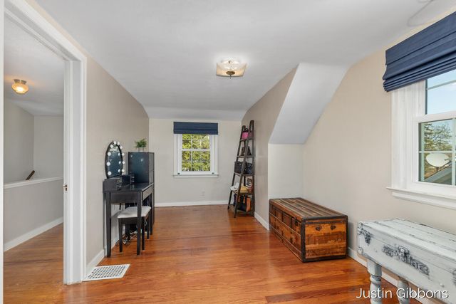 243 W 25th Street, Holland, MI 49423