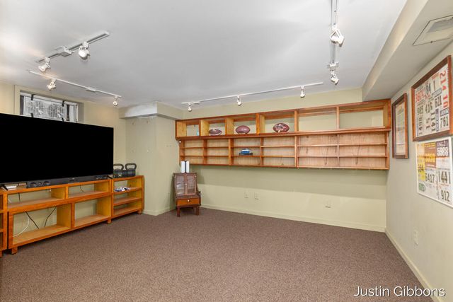 243 W 25th Street, Holland, MI 49423