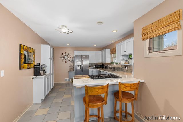 243 W 25th Street, Holland, MI 49423