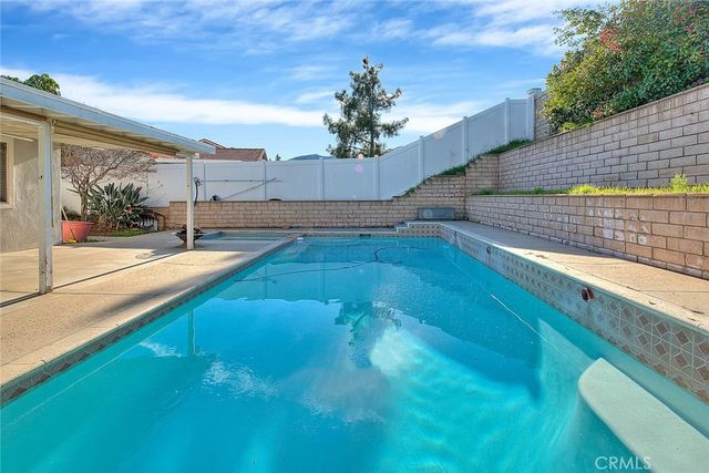 29345 Breakwater, Lake Elsinore, CA 92530