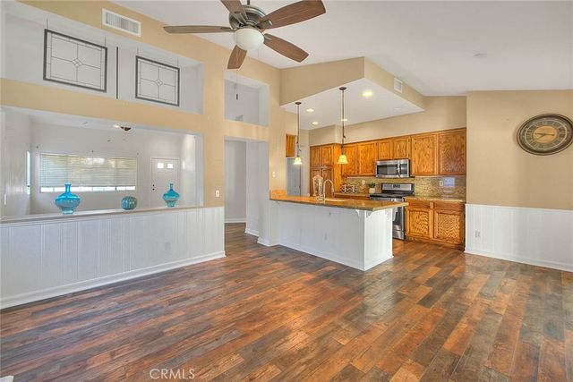 29345 Breakwater, Lake Elsinore, CA 92530