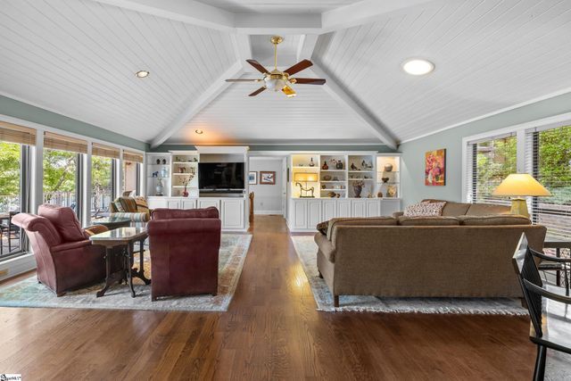 5 Lighthouse Court, Salem, SC 29676