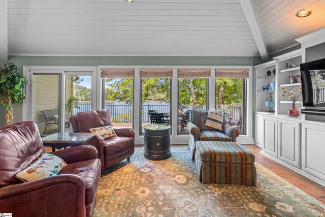 5 Lighthouse Court, Salem, SC 29676