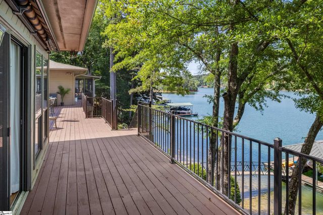 5 Lighthouse Court, Salem, SC 29676