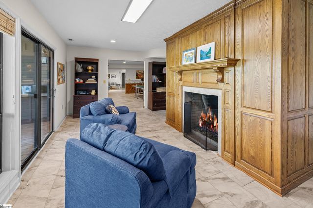 5 Lighthouse Court, Salem, SC 29676