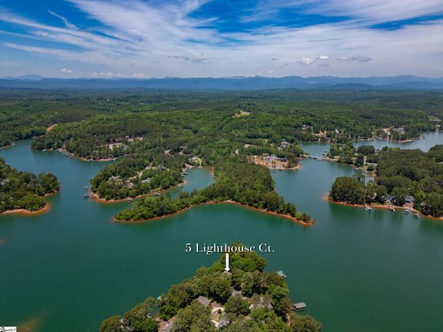 5 Lighthouse Court, Salem, SC 29676