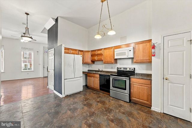 1530 N 18TH ST, Philadelphia, PA 19121