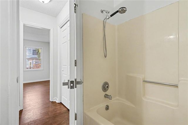 1230 Poplar Pointe SE, Smyrna, GA 30082