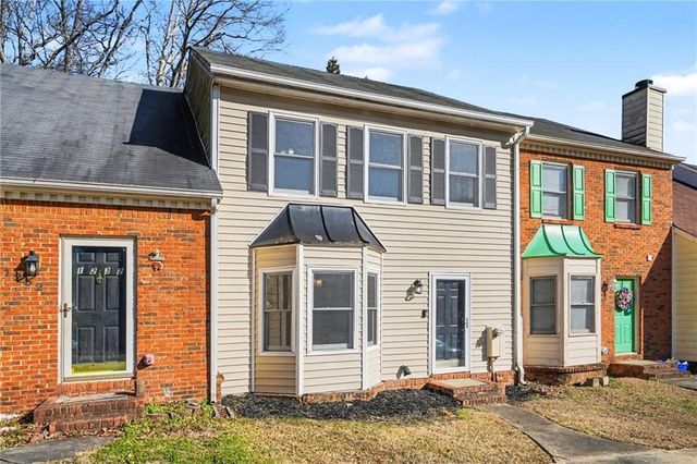 1230 Poplar Pointe SE, Smyrna, GA 30082