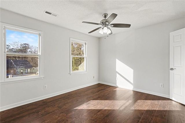 1230 Poplar Pointe SE, Smyrna, GA 30082