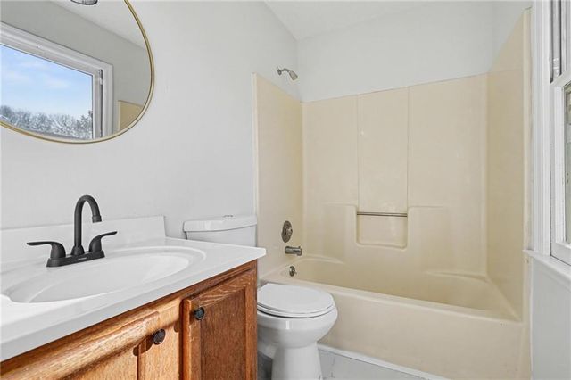 1230 Poplar Pointe SE, Smyrna, GA 30082