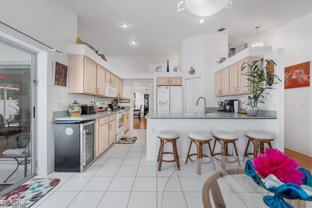 2516 SW 52nd TER, Cape Coral, FL 33914