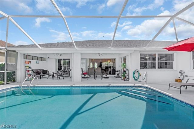 2516 SW 52nd TER, Cape Coral, FL 33914