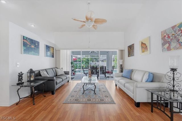 2516 SW 52nd TER, Cape Coral, FL 33914