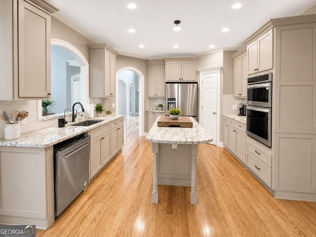6885 Woodspring Way, Cumming, GA 30040