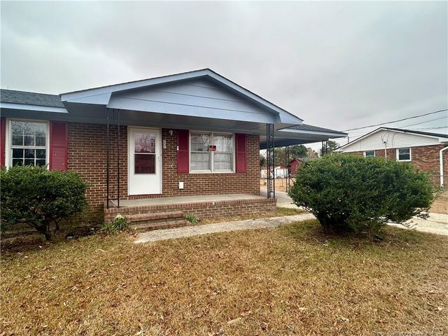 507 Oakdale Gin Road, Raeford, NC 28376