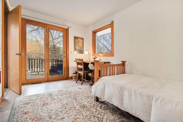 120 E Beachview Avenue, Beverly Shores, IN 46301