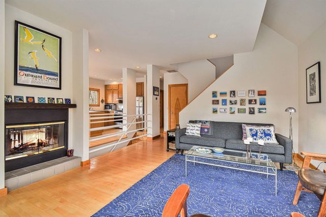 120 E Beachview Avenue, Beverly Shores, IN 46301