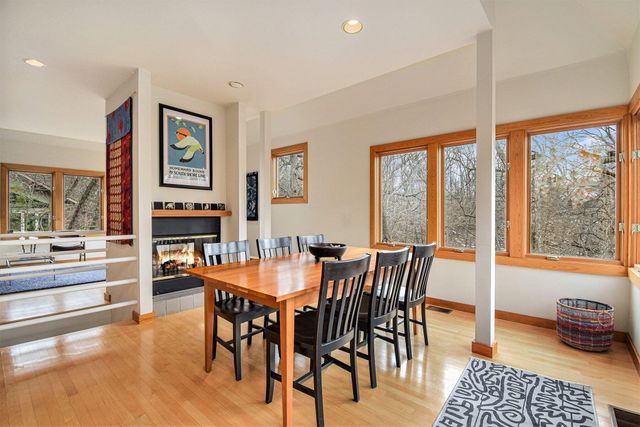 120 E Beachview Avenue, Beverly Shores, IN 46301