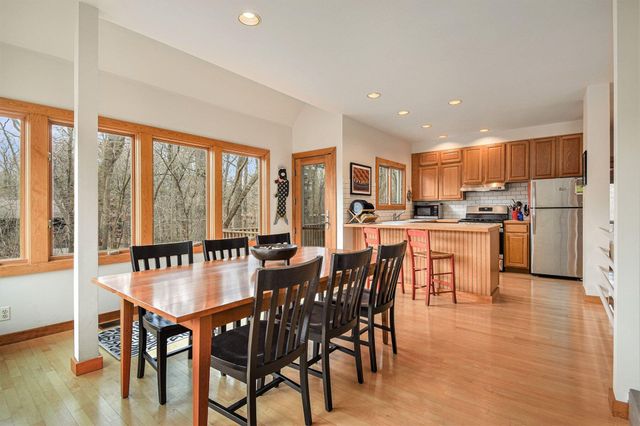 120 E Beachview Avenue, Beverly Shores, IN 46301