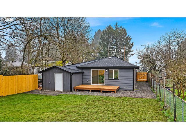 1217 Se 151ST Ave, Portland, OR 97233