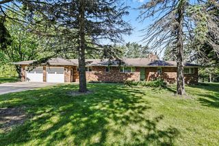 8304 Hollywood Road, Baroda Twp, MI 49103