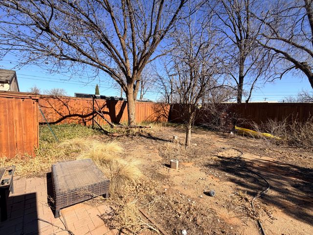 1315 E Hester Street, Brownfield, TX 79316