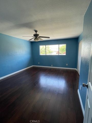 18750 14th, Bloomington, CA 92316