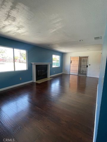 18750 14th, Bloomington, CA 92316