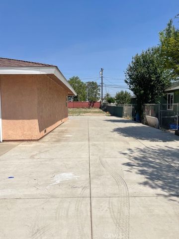 18750 14th, Bloomington, CA 92316