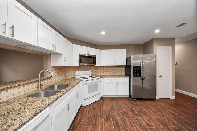 2227 S Ferrisburg Court, Sugar Land, TX 77478