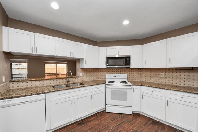 2227 S Ferrisburg Court, Sugar Land, TX 77478