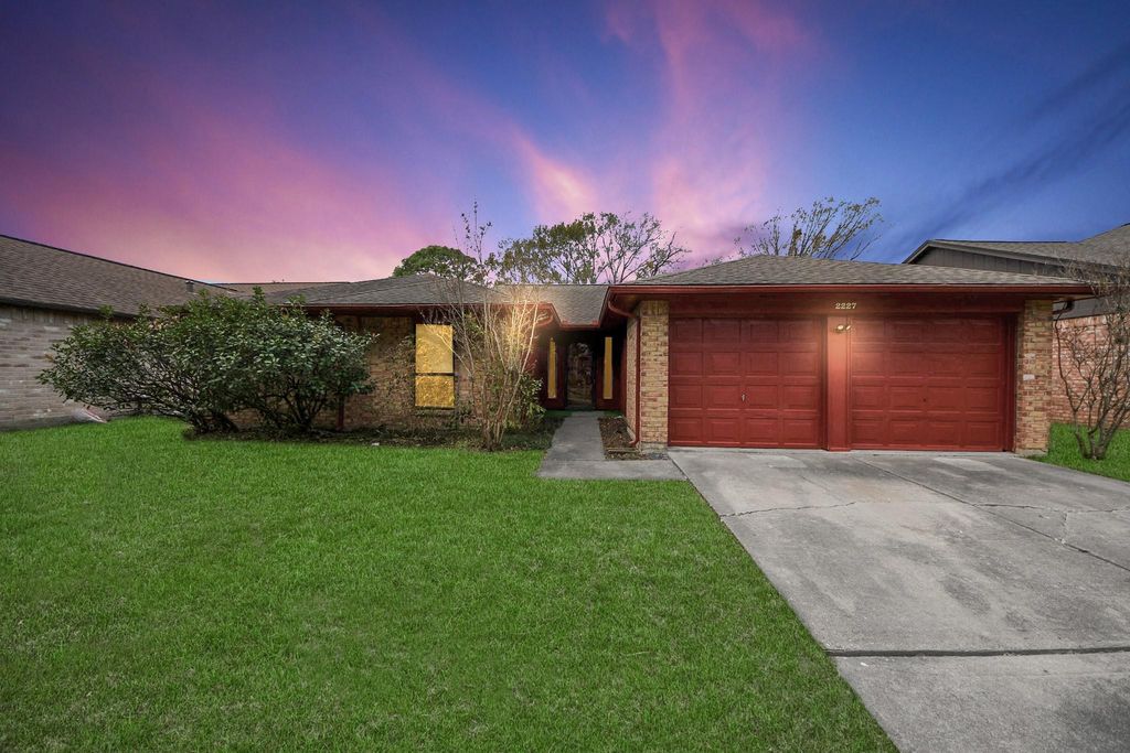 2227 S Ferrisburg Court, Sugar Land, TX 77478