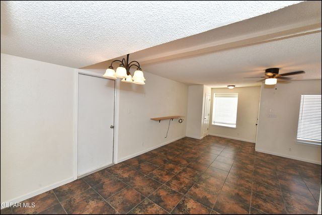 12121 TOWER HILL, El Paso, TX 79936