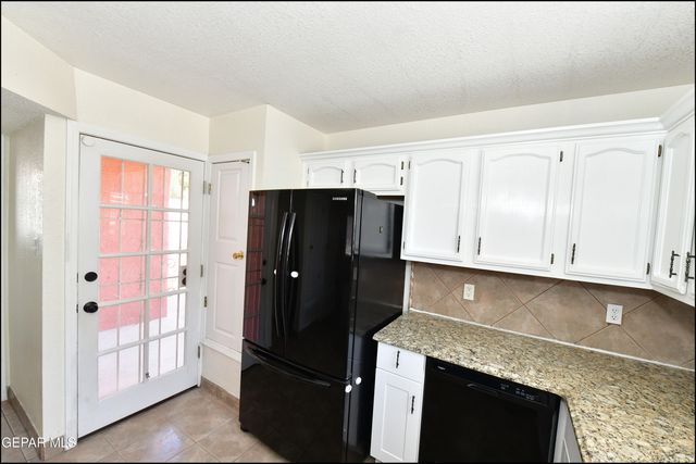 12121 TOWER HILL, El Paso, TX 79936