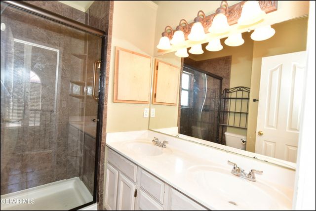 12121 TOWER HILL, El Paso, TX 79936