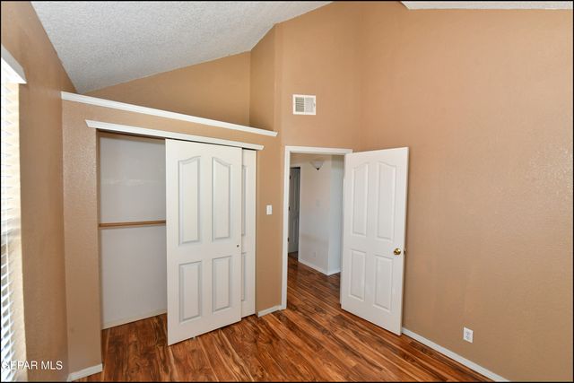 12121 TOWER HILL, El Paso, TX 79936