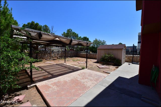 12121 TOWER HILL, El Paso, TX 79936