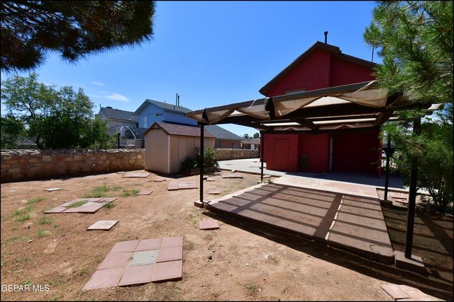 12121 TOWER HILL, El Paso, TX 79936