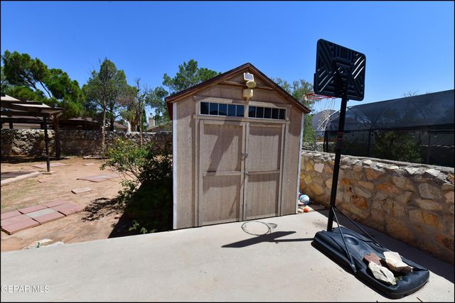12121 TOWER HILL, El Paso, TX 79936
