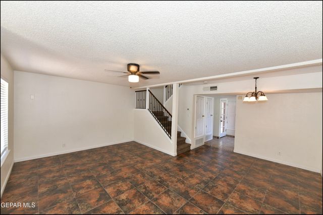 12121 TOWER HILL, El Paso, TX 79936
