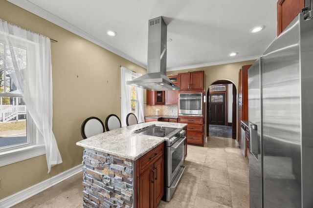 463 Wilson Avenue, Columbus, OH 43205