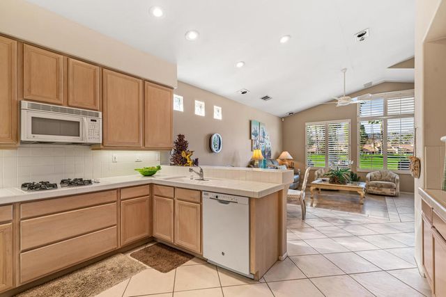 42591 Saladin Drive, Palm Desert, CA 92211