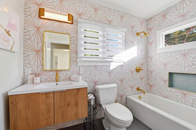 222 Nicholson Avenue, Los Gatos, CA 95030