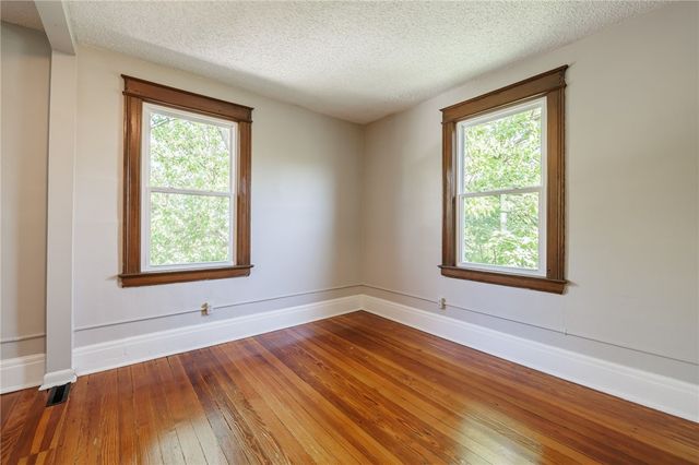2 Nursery Street, Rochester, NY 14610